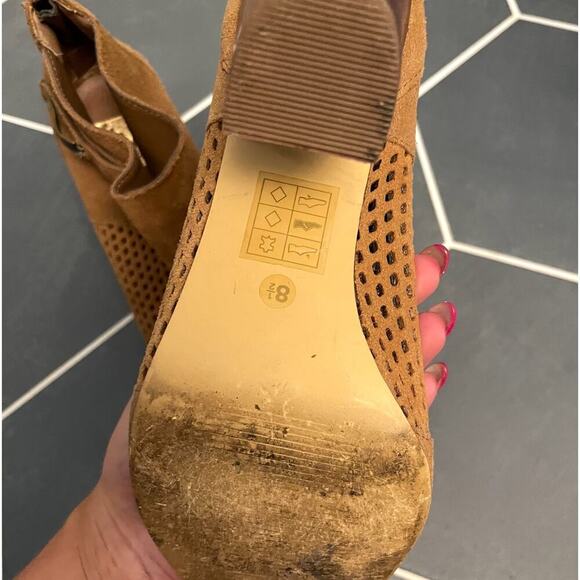 Dolce Vita Tan Suede Perforated Open Toe Block Heel Booties - Size 8.5 - Picture 7 of 8